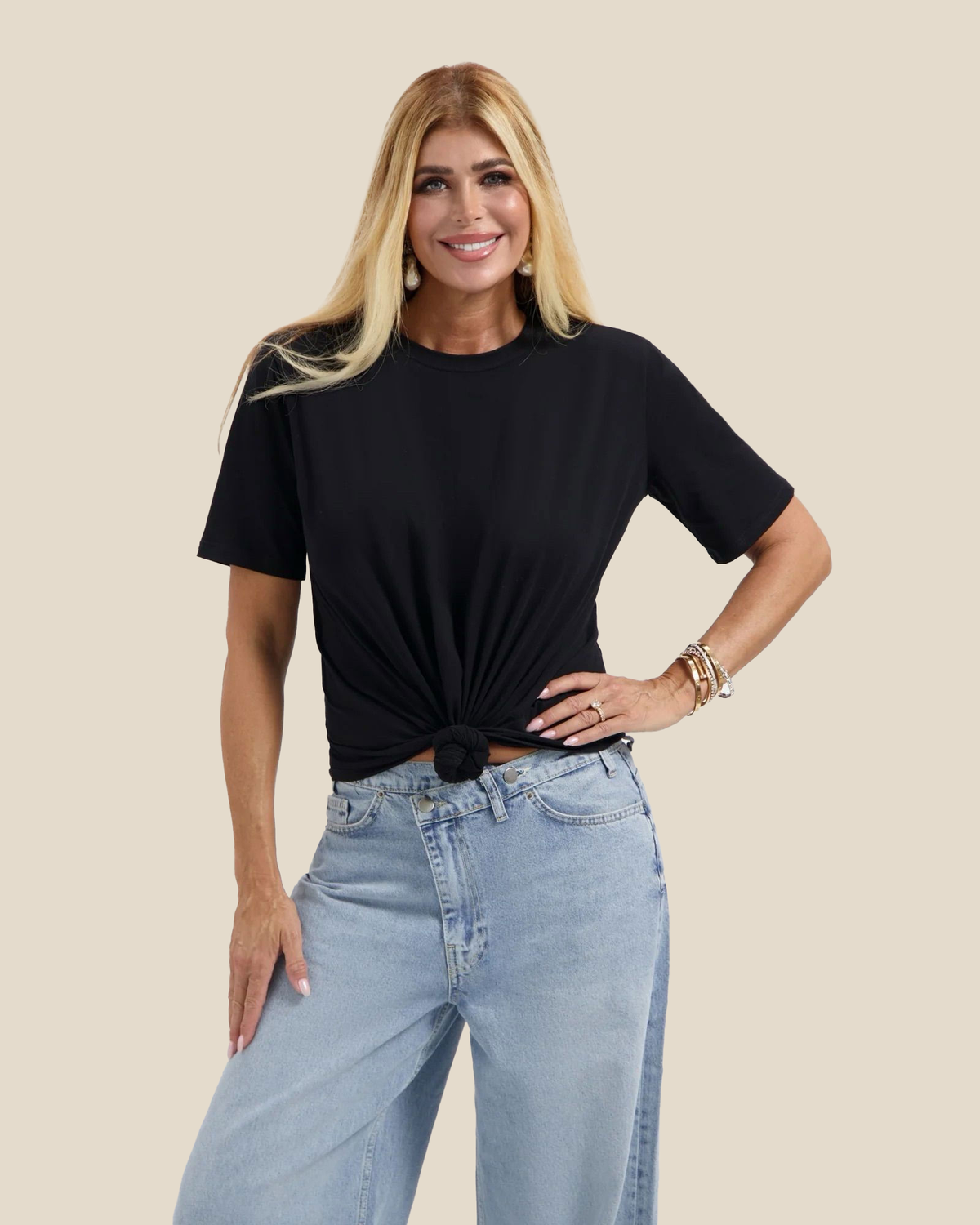 Front Tied T-shirt - Black
