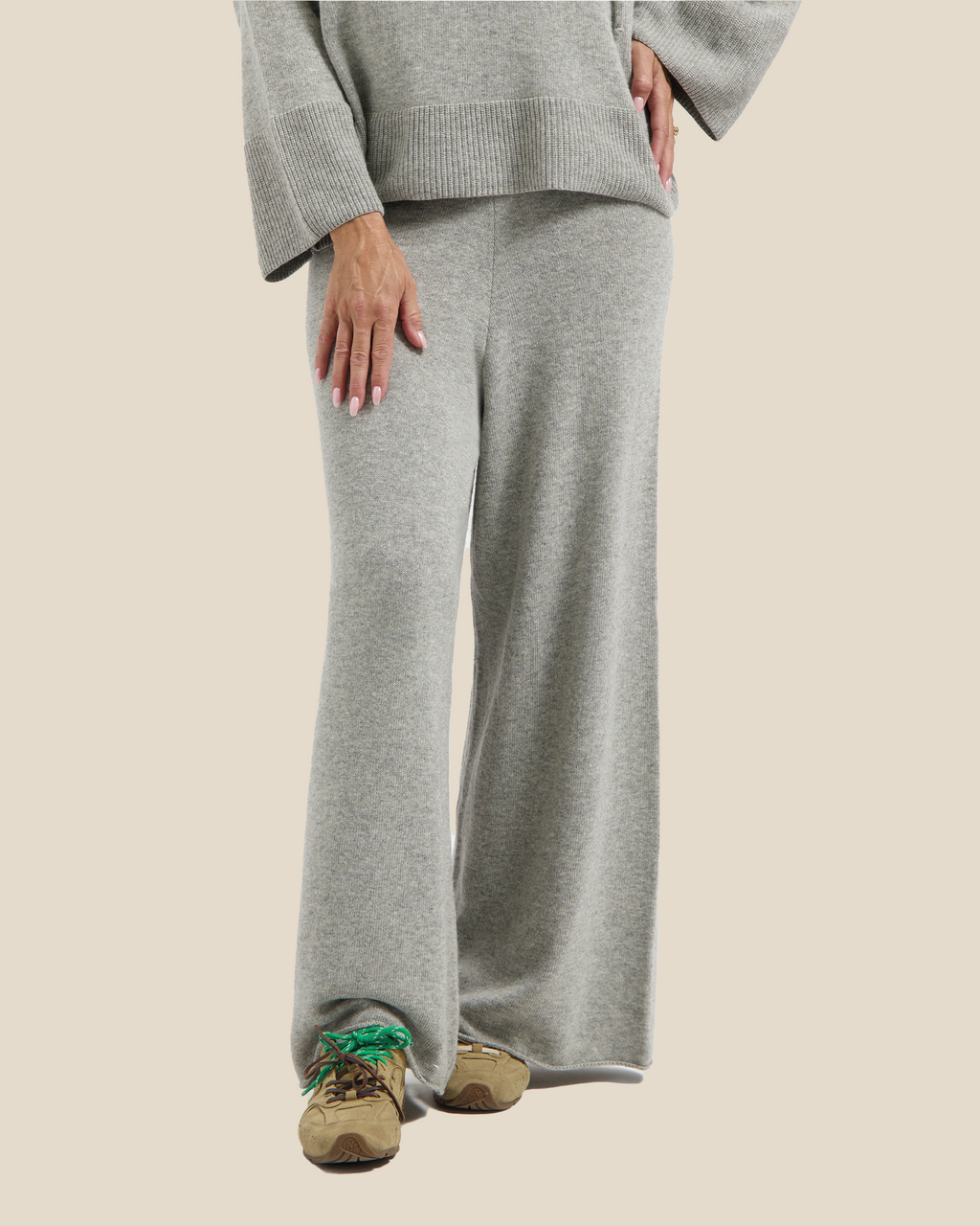 Wide Knitted Trousers - Grey