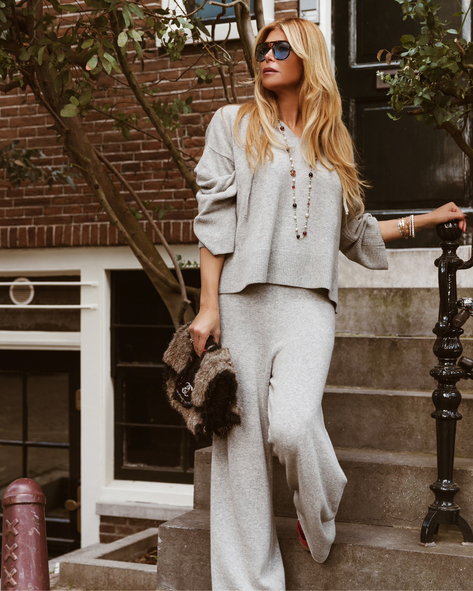 Wide Hooded Knit - Grey