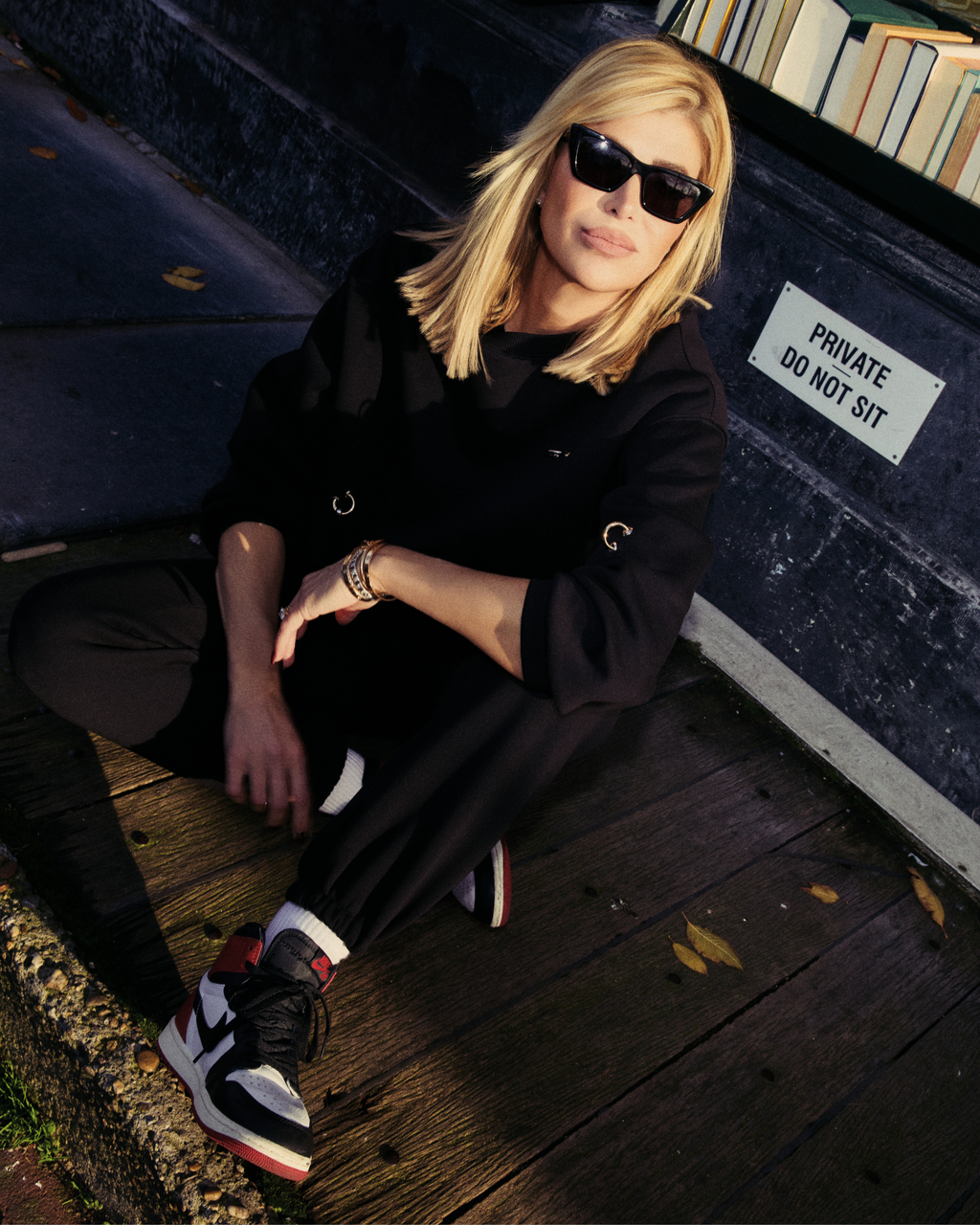 Piercing Sweater - Black